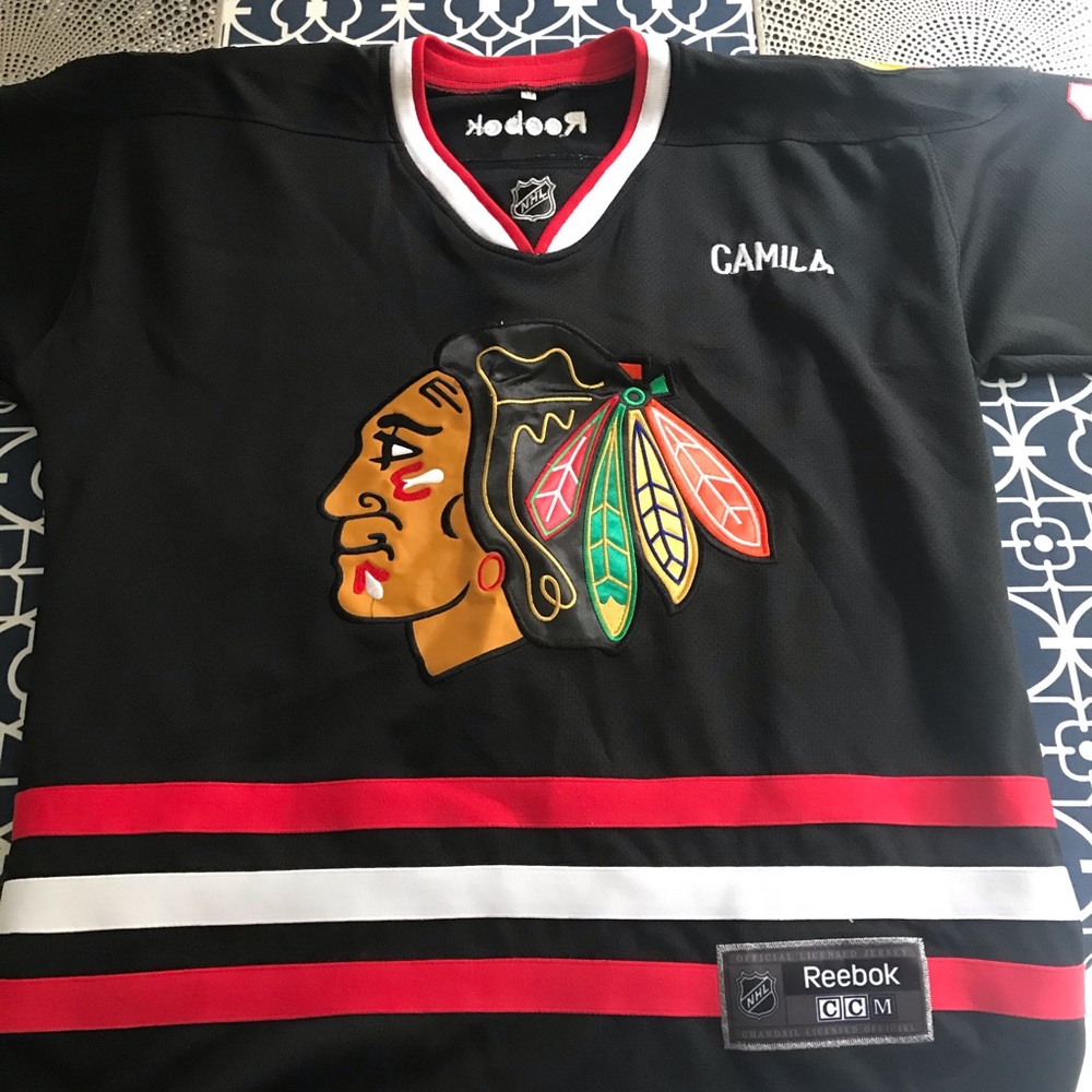 NHL Blackhawks TOEWS #19 Jersey Size M